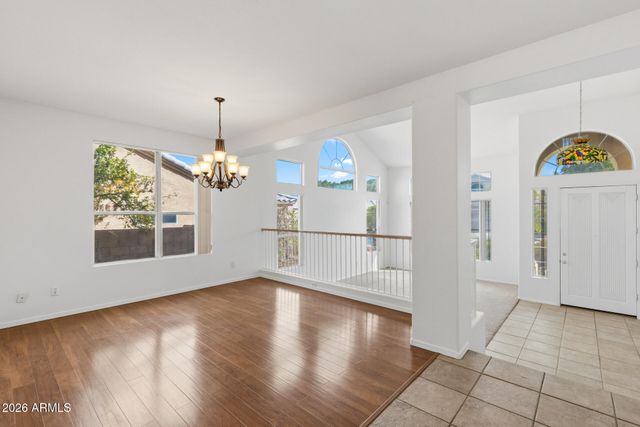 6738 W WAHALLA Lane, Glendale, AZ 85308