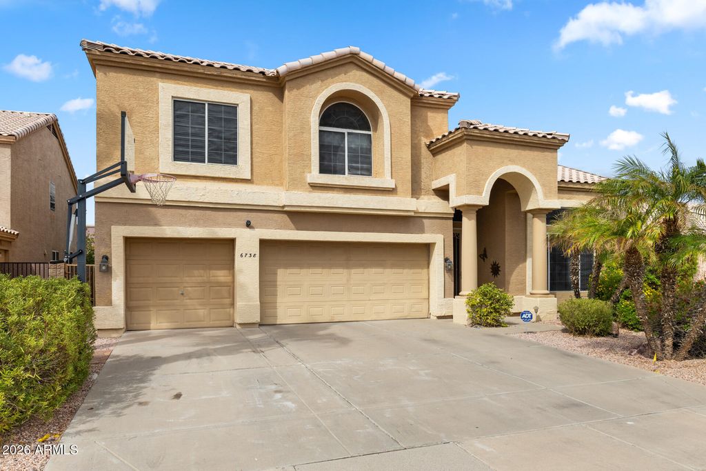 6738 W WAHALLA Lane, Glendale, AZ 85308 — photo 3
