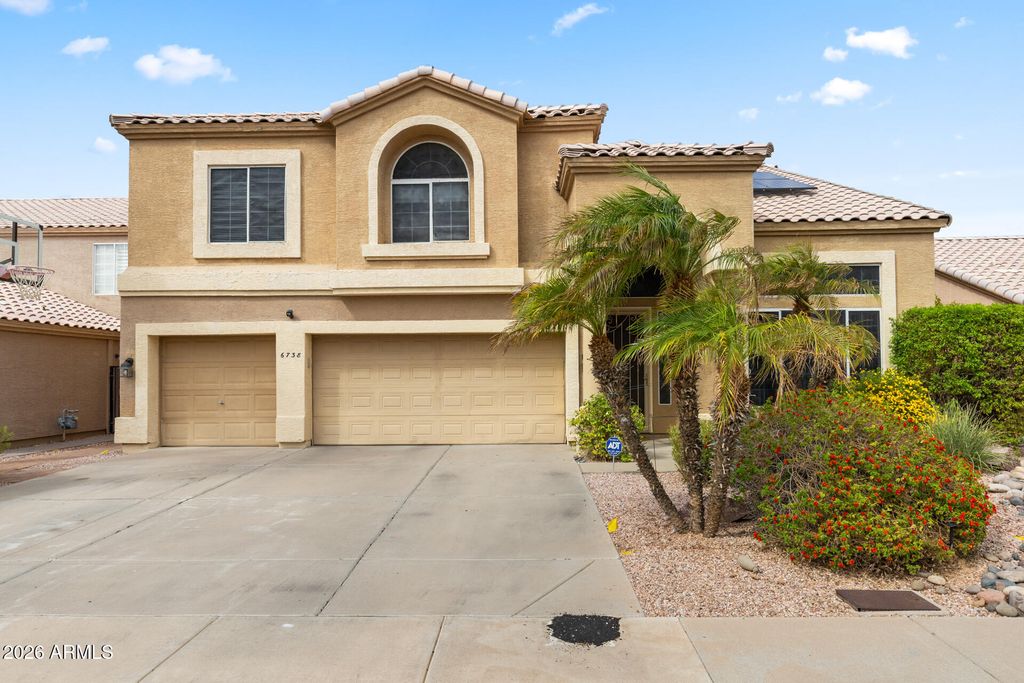 6738 W WAHALLA Lane, Glendale, AZ 85308 — photo 5