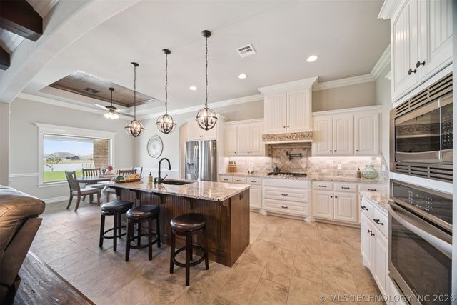 8308 N 152nd East Avenue, Owasso, OK 74055