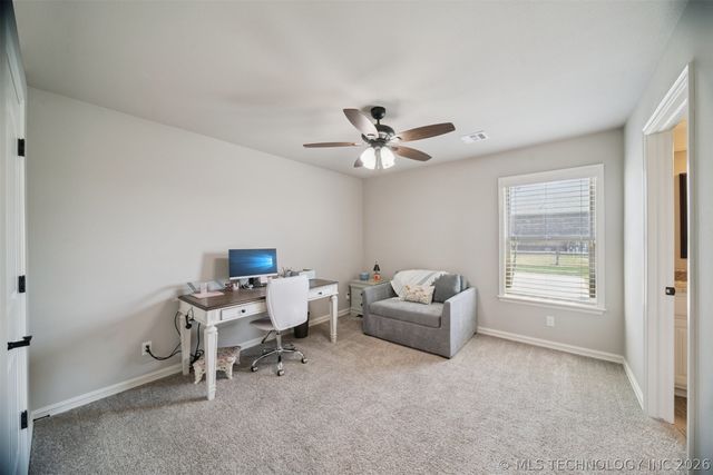 8308 N 152nd East Avenue, Owasso, OK 74055
