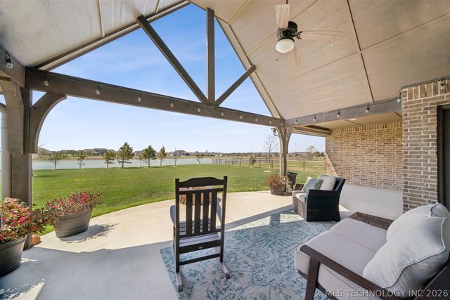 8308 N 152nd East Avenue, Owasso, OK 74055