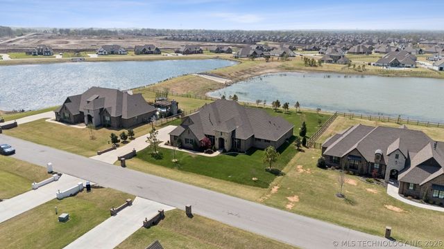 8308 N 152nd East Avenue, Owasso, OK 74055