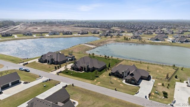 8308 N 152nd East Avenue, Owasso, OK 74055