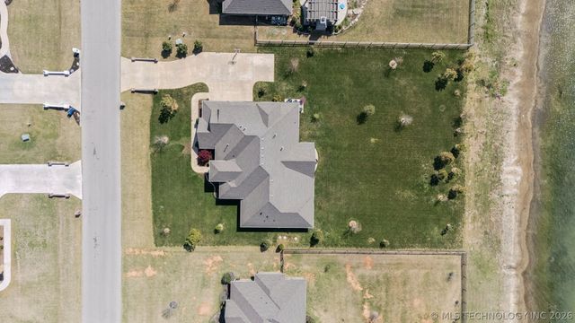 8308 N 152nd East Avenue, Owasso, OK 74055