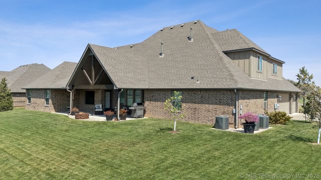 8308 N 152nd East Avenue, Owasso, OK 74055