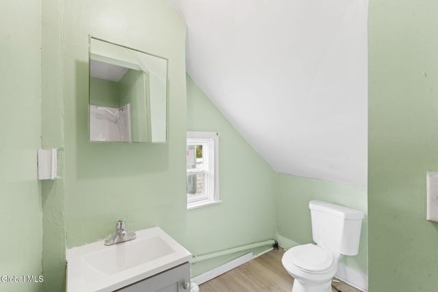 5 West Street, Albany, NY 12206