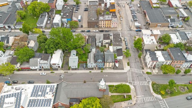 5 West Street, Albany, NY 12206