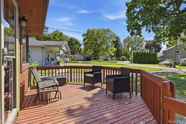 8303 Lagoon Street, Commerce Charter Township, MI 48382