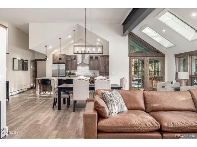 589 Hughes Ave, Fraser, CO 80442