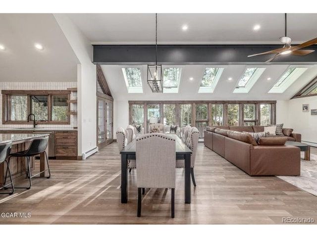 589 Hughes Ave, Fraser, CO 80442