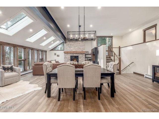 589 Hughes Ave, Fraser, CO 80442