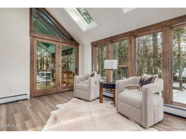 589 Hughes Ave, Fraser, CO 80442