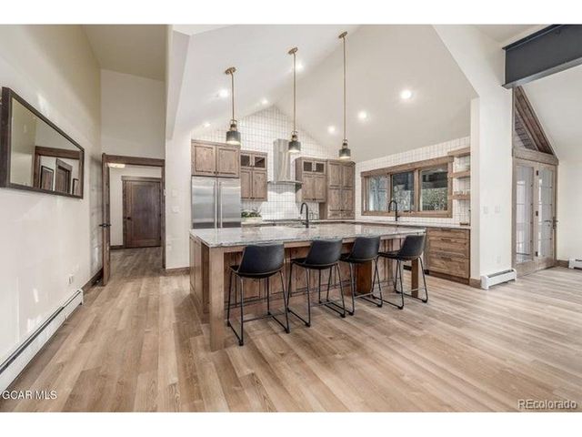 589 Hughes Ave, Fraser, CO 80442