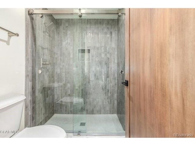 589 Hughes Ave, Fraser, CO 80442