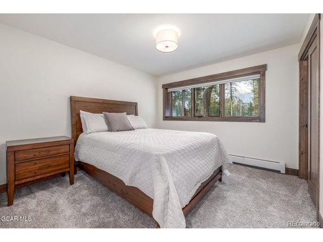 589 Hughes Ave, Fraser, CO 80442