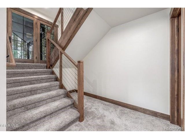 589 Hughes Ave, Fraser, CO 80442