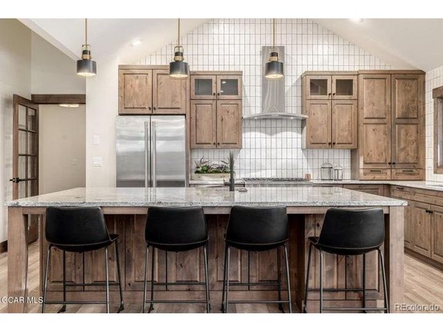 589 Hughes Ave, Fraser, CO 80442