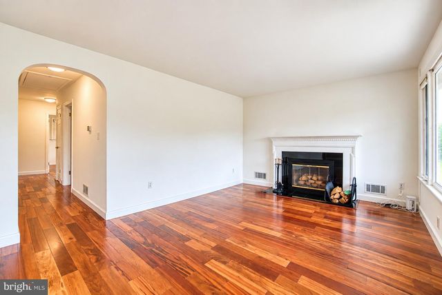 1328 30TH ST SE, Washington, DC 20020