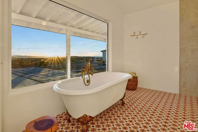55522 Chaparral Road, Yucca Valley, CA 92284