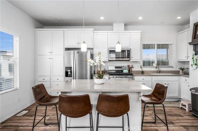 8086 Mission Blvd 11, Jurupa Valley, CA 92509