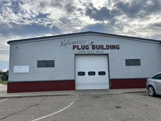 7878 Gull Road, Richland, MI 49083