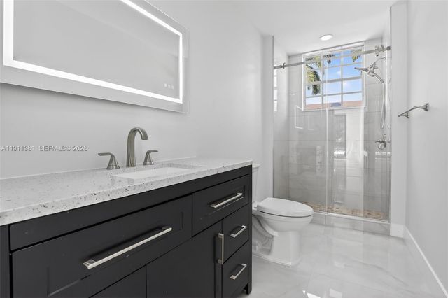 12360 SW 1st St, Plantation, FL 33325