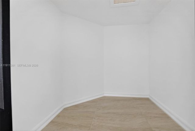 12360 SW 1st St, Plantation, FL 33325