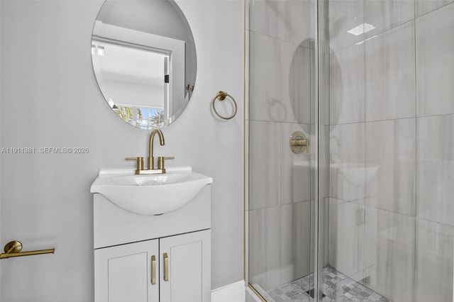 12360 SW 1st St, Plantation, FL 33325