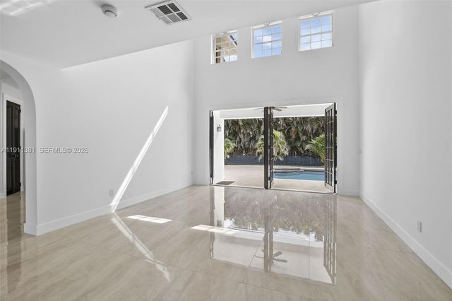 12360 SW 1st St, Plantation, FL 33325