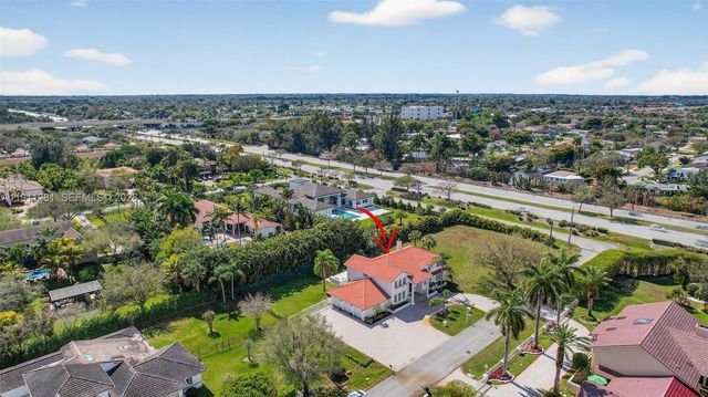 12360 SW 1st St, Plantation, FL 33325