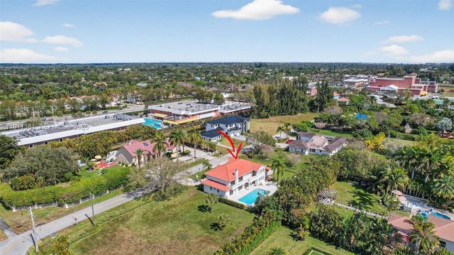 12360 SW 1st St, Plantation, FL 33325