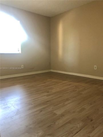 141 SW 96th Ter 204, Plantation, FL 33324