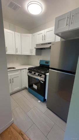 671 Bronx River Road LG, Yonkers, NY 10704