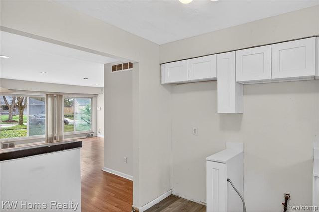 17228 Sunnybrook Drive, Southfield, MI 48076