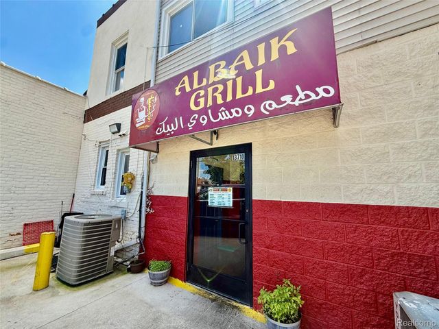13710 W Warren Avenue, Dearborn, MI 48126