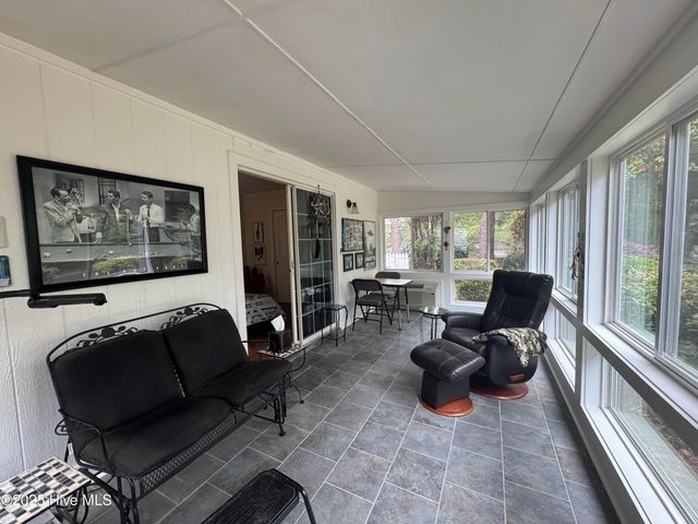 1 Village Green Circle, Southern Pines, NC 28387