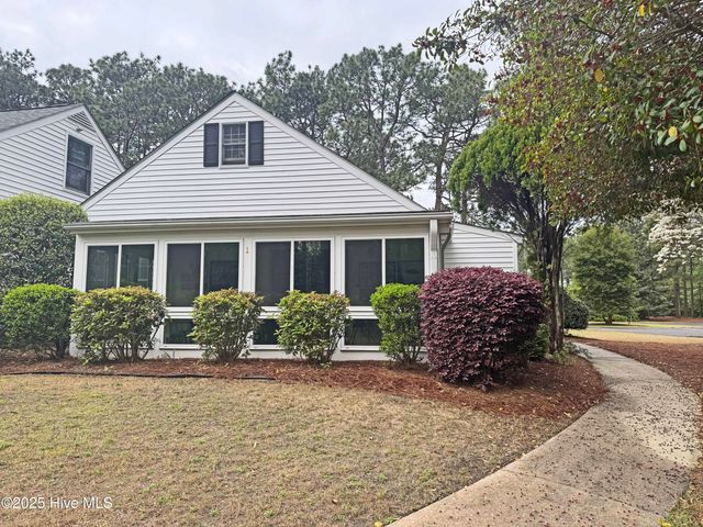1 Village Green Circle, Southern Pines, NC 28387