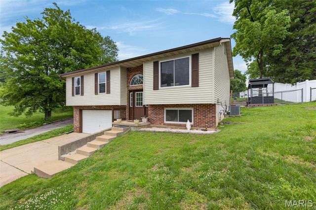 1402 Crystal Heights Road, Crystal City, MO 63019
