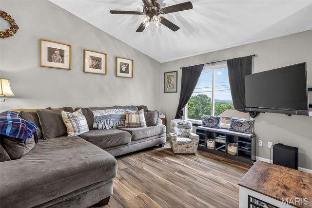 1402 Crystal Heights Road, Crystal City, MO 63019
