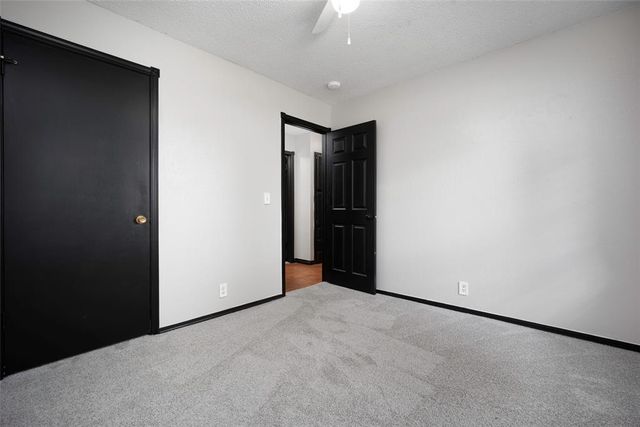 108 W Parkland Drive, Yukon, OK 73099