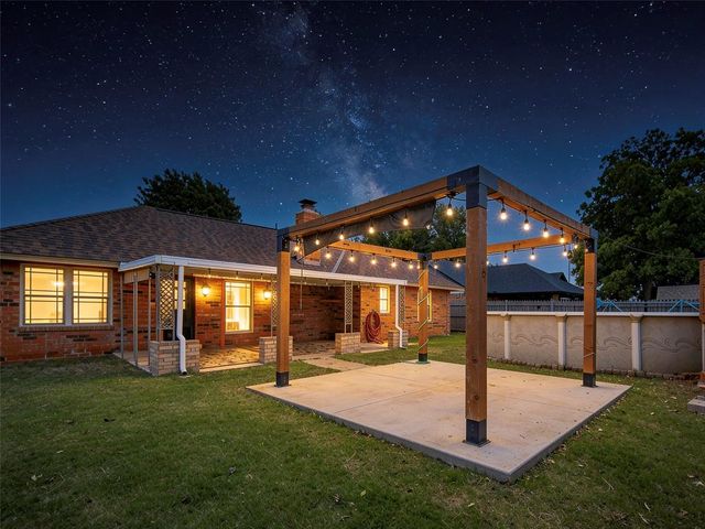 108 W Parkland Drive, Yukon, OK 73099