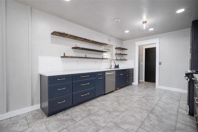 108 W Parkland Drive, Yukon, OK 73099