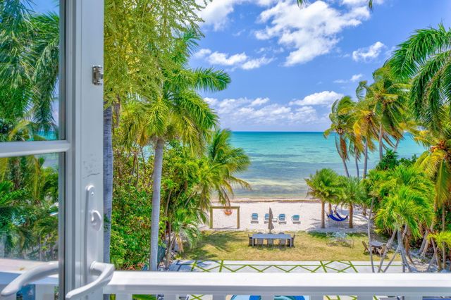 75761 Overseas Highway, Lower Matecumbe, FL 33036