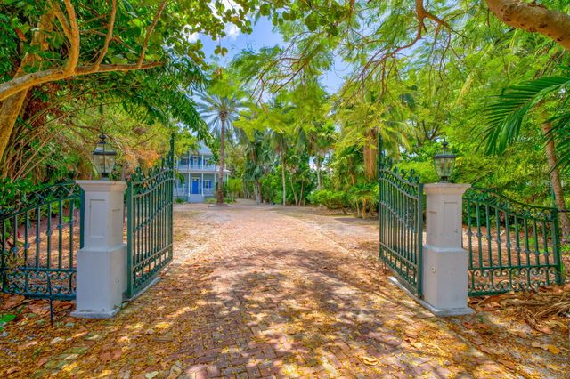 75761 Overseas Highway, Lower Matecumbe, FL 33036