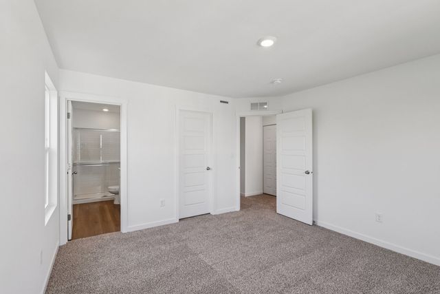1401 Oakfield Lane, Pingree Grove, IL 60140