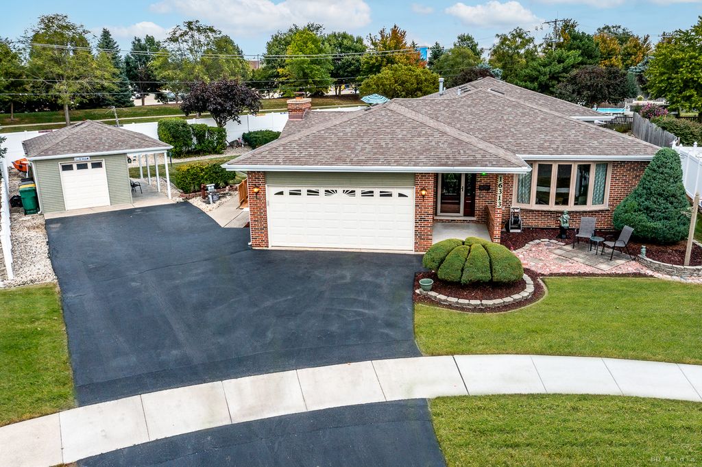 16313 S Jannel Court, Lockport, IL 60441 — photo 2