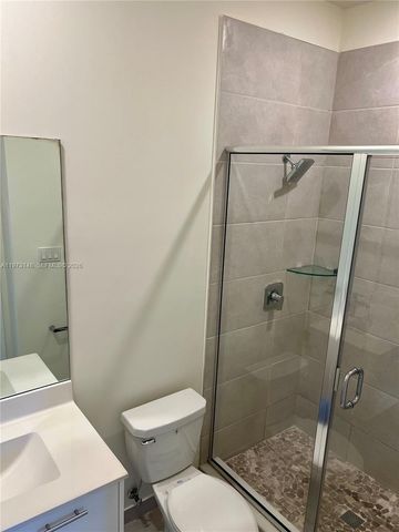 8031 NW 104th Ave 22, Doral, FL 33178