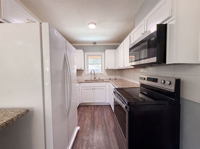 1012 Turner Street, Cleburne, TX 76033