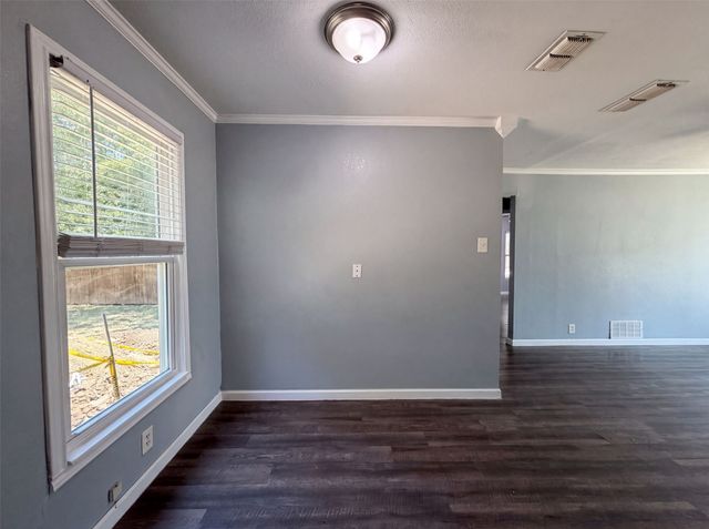 1012 Turner Street, Cleburne, TX 76033